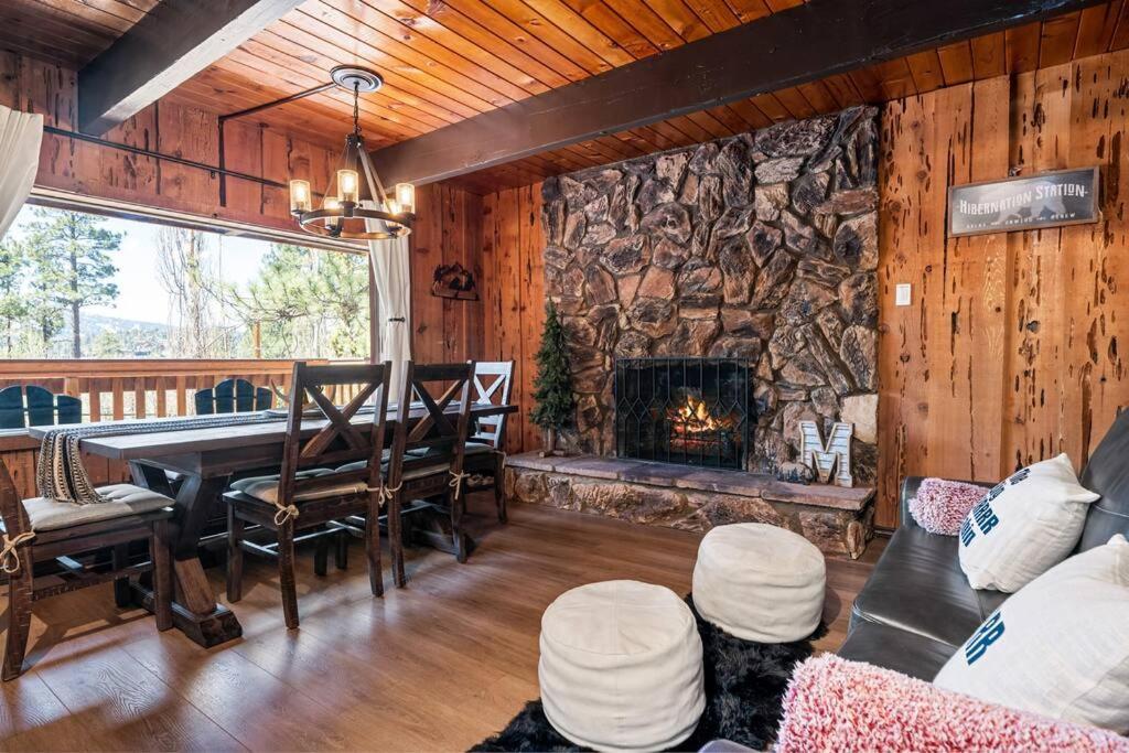 Cozy Near And The Village +mtn Views *